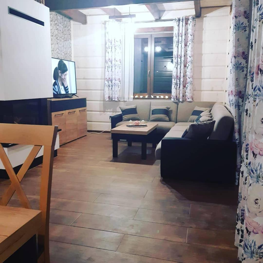 Domarka Caloroczny Dom W Bieszczadach Wetlina Bagian luar foto